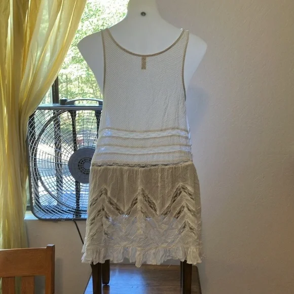 Intimately, free people, fully sheer lightweight summer nightgown - Picture 5 of 9